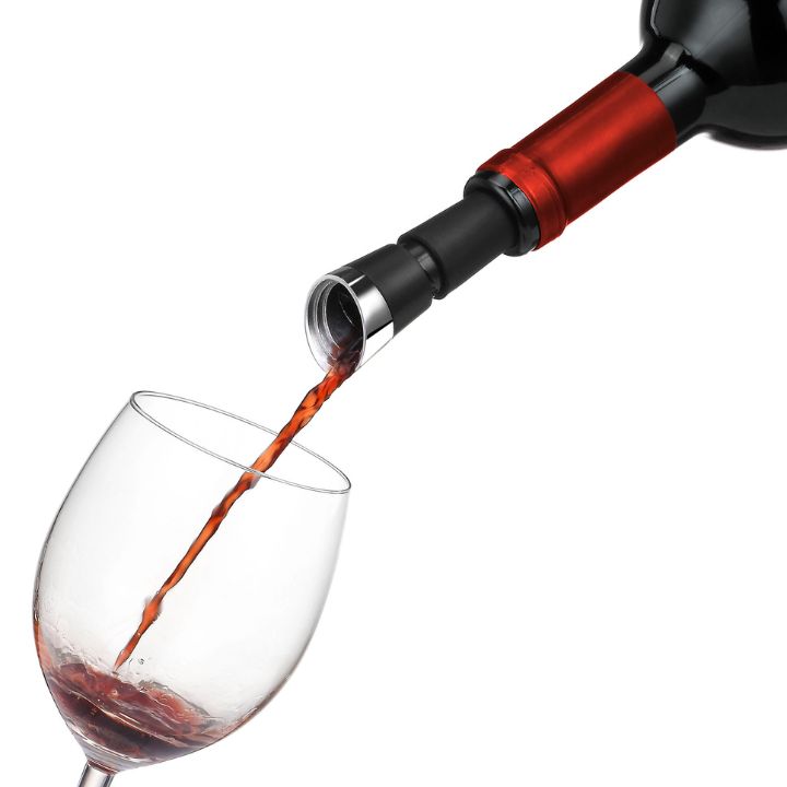 Le Creuset WA-143 Aerator Pourer in use