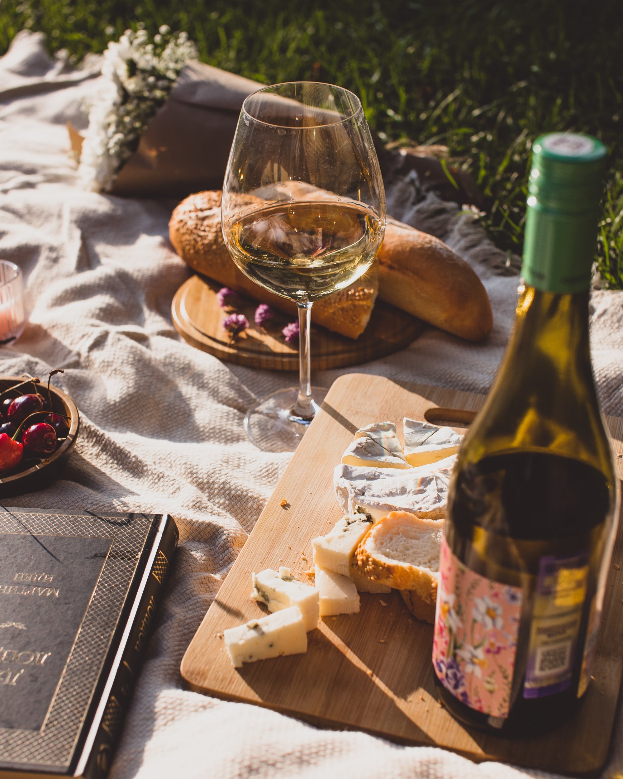 Perfect Pairings for Wine & Cheese Day 2021
