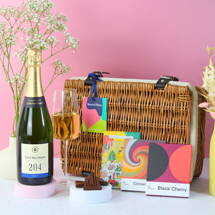 The Celebration Hamper – Champagne &amp; Artisan Chocolate