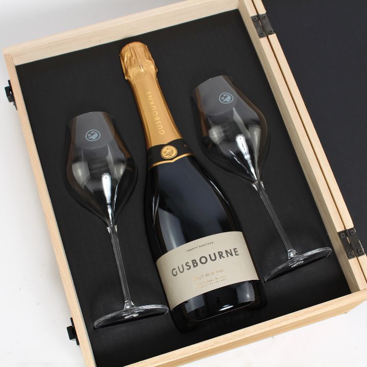 Gusbourne Wooden Gift Box &amp; Glasses - Brut Reserve