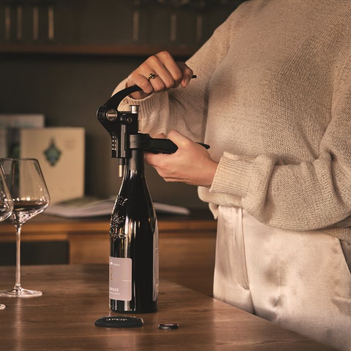 Le Creuset LM250 Lever Model & Foil Cutter [Satin Black] - Reserve Wines