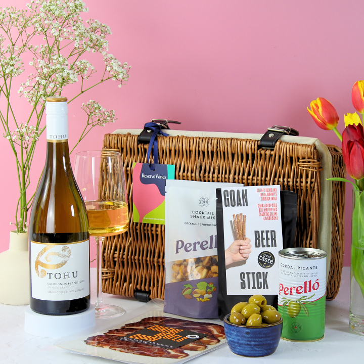 The Sauvignon Hour Gift Hamper
