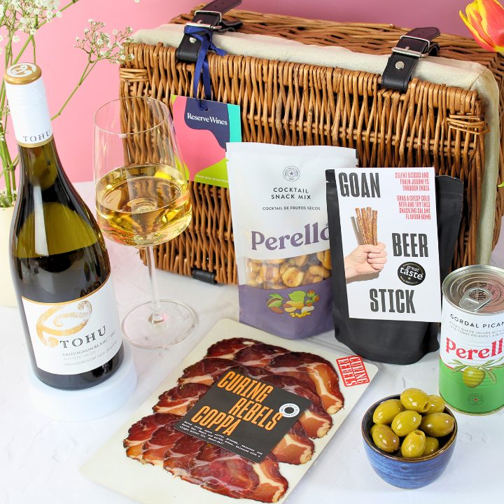 The Sauvignon Hour Gift Hamper