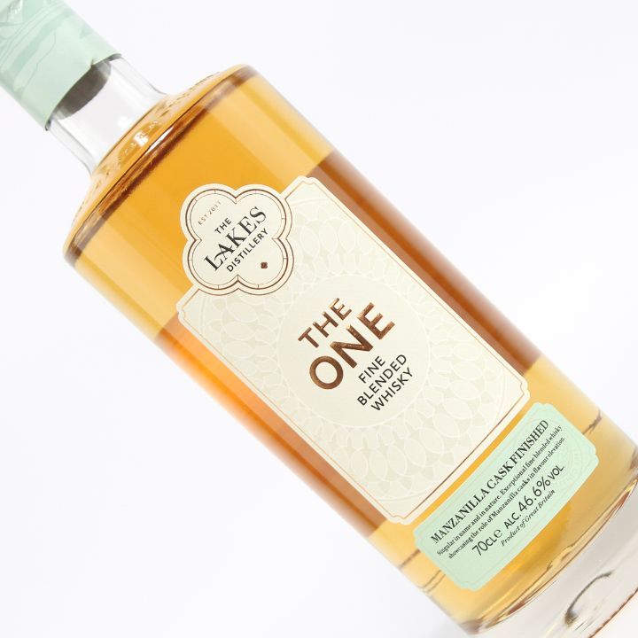 The Lakes Distillery, The ONE Manzanilla Expression Blended Whisky (70cl, 46.6%) Close UP